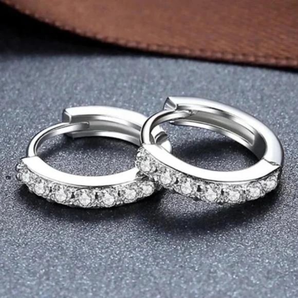 NEW 925 STERLING SILVER HOOP DIAMOND EARRINGS, NICE EARRINGS, CUTE EARRINGS. - Picture 2 of 5